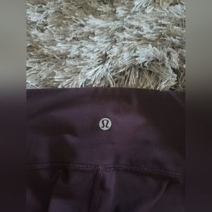 Lululemon size 2